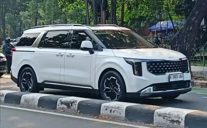Lộ diện KIA Carnival 2025 lần đầu tại Đông Nam Á, chờ ngày về Việt Nam