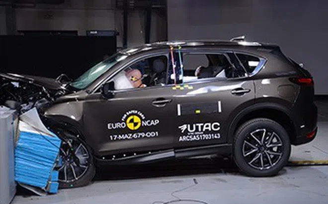 Sau Toyota, đến lượt Mazda bị phát hiện gian lận thử nghiệm túi khí