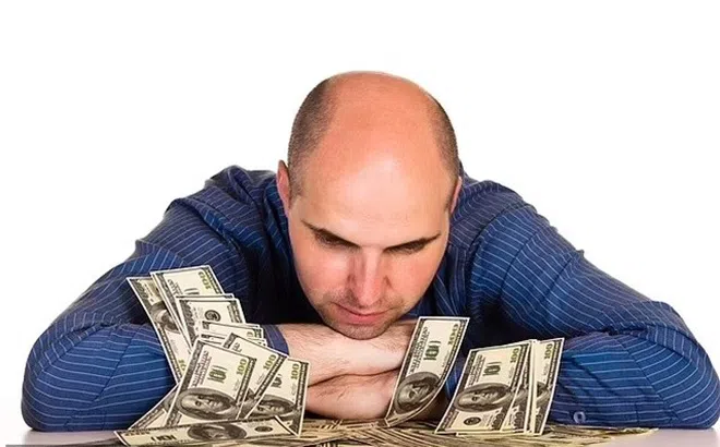 Tiền có mua được hạnh phúc không? Có rất nhiều tiền có mua được không?