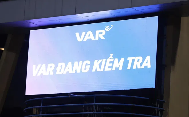 VAR xuất hiện ở 2 trận cầu nóng nhất vòng 17 V-League