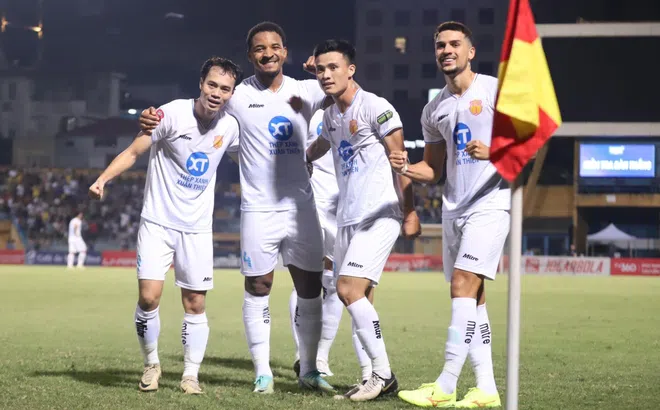 VAR xuất hiện ở trận đấu nào vòng 20 V-League?