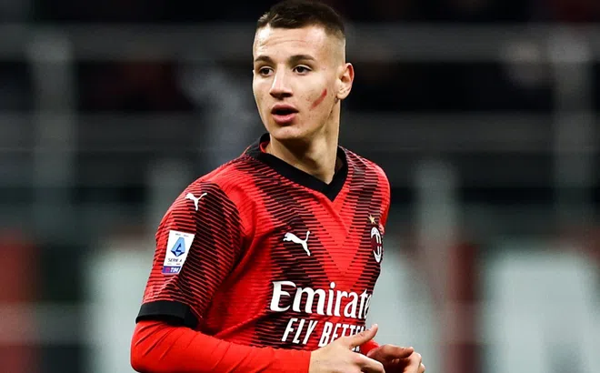 Lịch sử: Cậu bé 15 tuổi lập kỳ tích tại Serie A