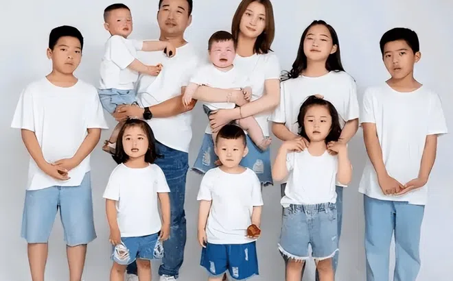 Người phụ nữ sinh 9 con sau 13 năm vì tiếc gen tốt của chồng, muốn đủ 12 con giáp