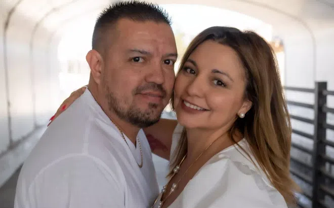 Cặp đôi kết hôn 17 năm, có 3 con phát hiện bí mật động trời sau khi làm xét nghiệm ADN