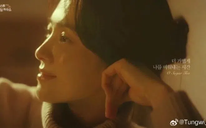 Song Hye Kyo khoe góc nghiêng thần thánh, dân tình phát sốt vì nhan sắc ngày càng lên hương