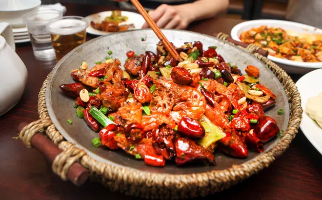 Những thực phẩm không nên ăn trước khi đi ngủ